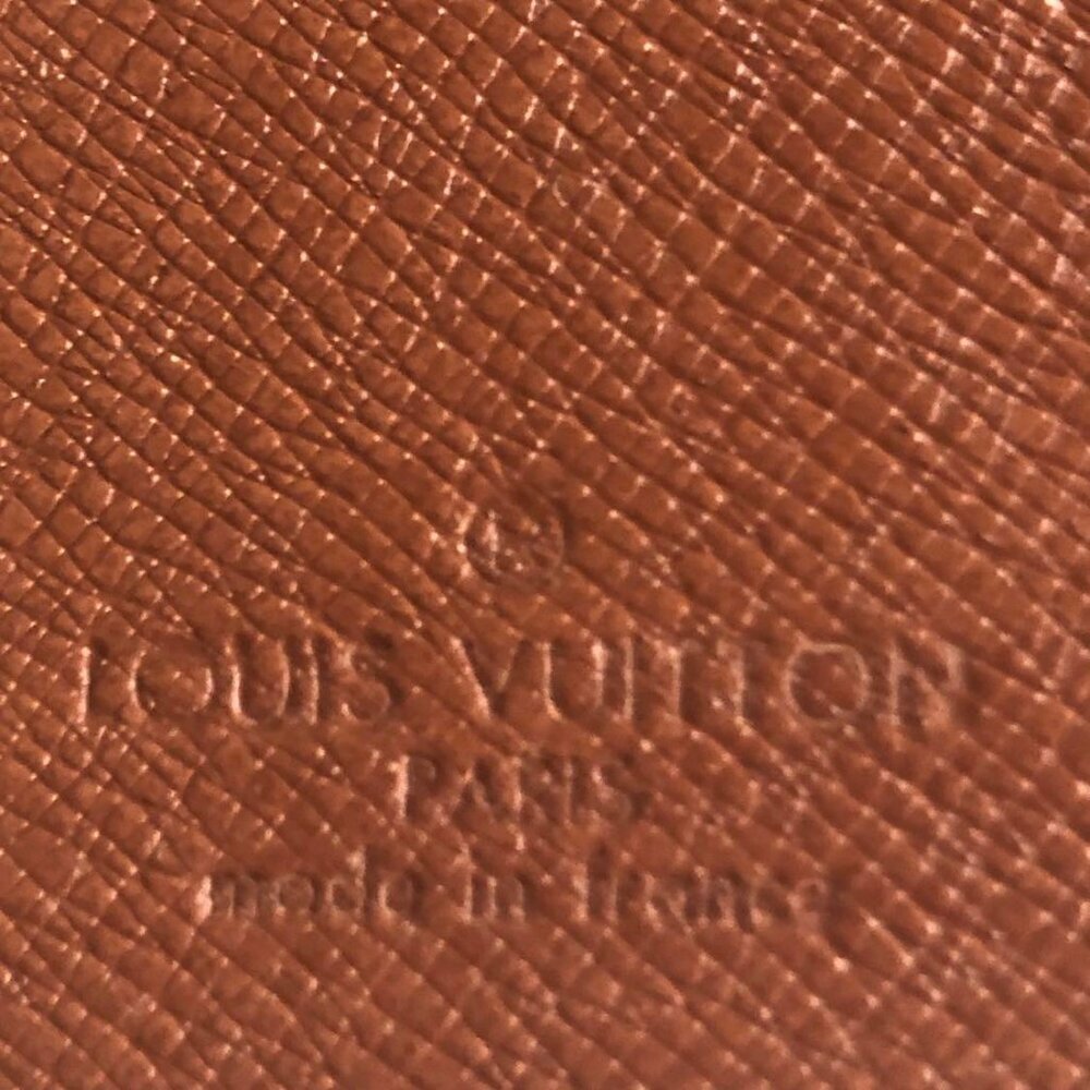 LOUIS VUITTON Vintage LV Monogram Canvas Bifold Wallet Made in France MSRP $800 - Picture 7 of 16